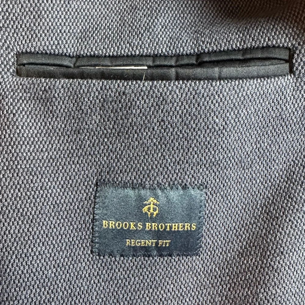 Brooks Brothers Regent Fit Two-Button Knit Sport Coat- Size 40R - Picture 5 of 8
